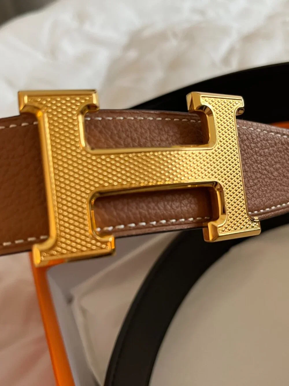 Authentic Hermès H au Carré reversible leather belt